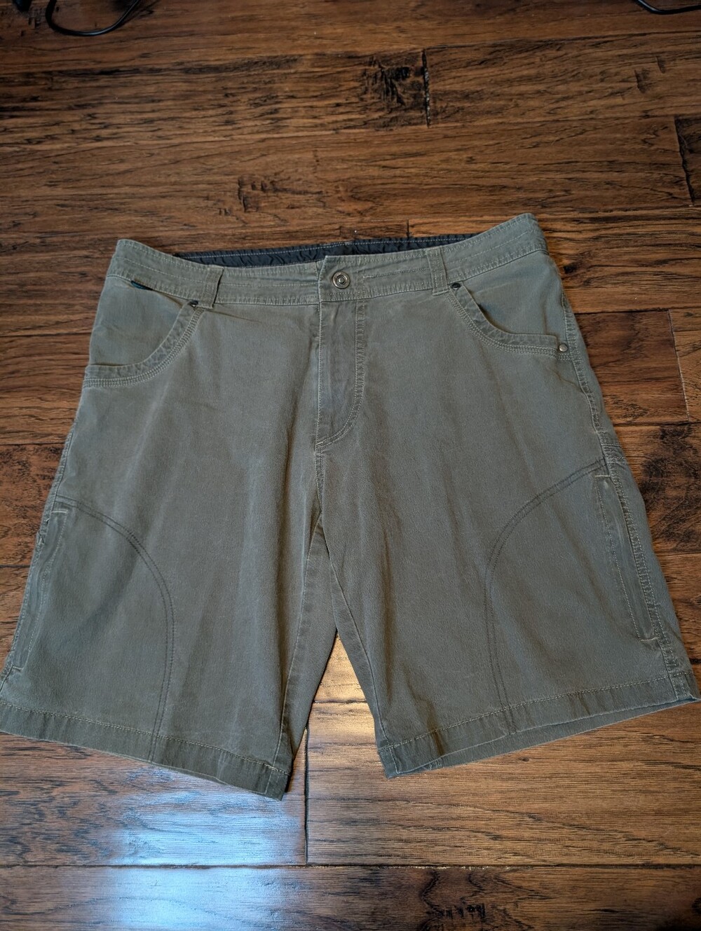 Men's Kuhl Shorts Vintage Patinadye Size 36